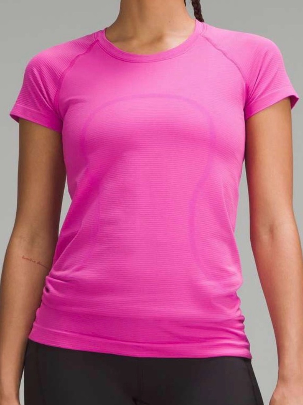 Lululemon Swiftly Tech Short-Sleeve Shirt 2.0 *Hip Length